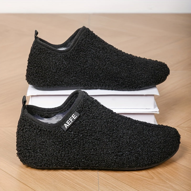 Men's Casual Slippers with Breathable Fabric Upper and Non-Slip Rubber Sole