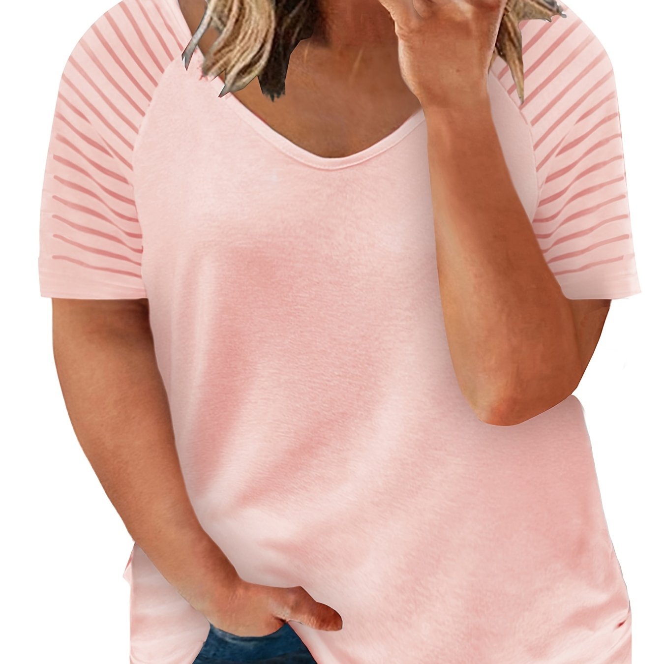Plus Size Women's V-Neck Short Sleeve T-Shirt with Stretch