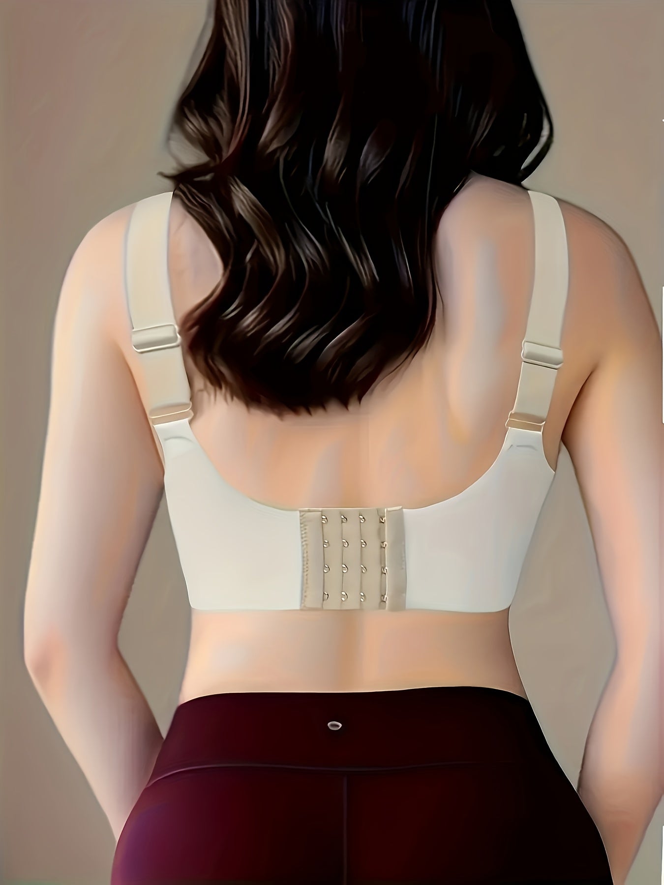 Women's Wireless Sports Bra with Color Block Design and Push-Up Support