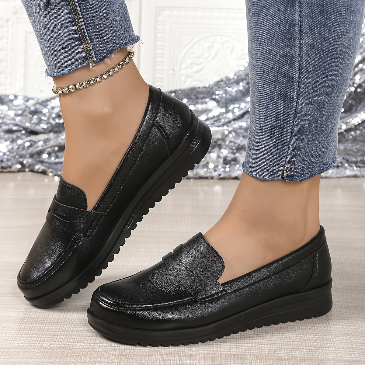 Women's PU Slip-On Flats Casual Shoes Brown Black All-Day Comfort