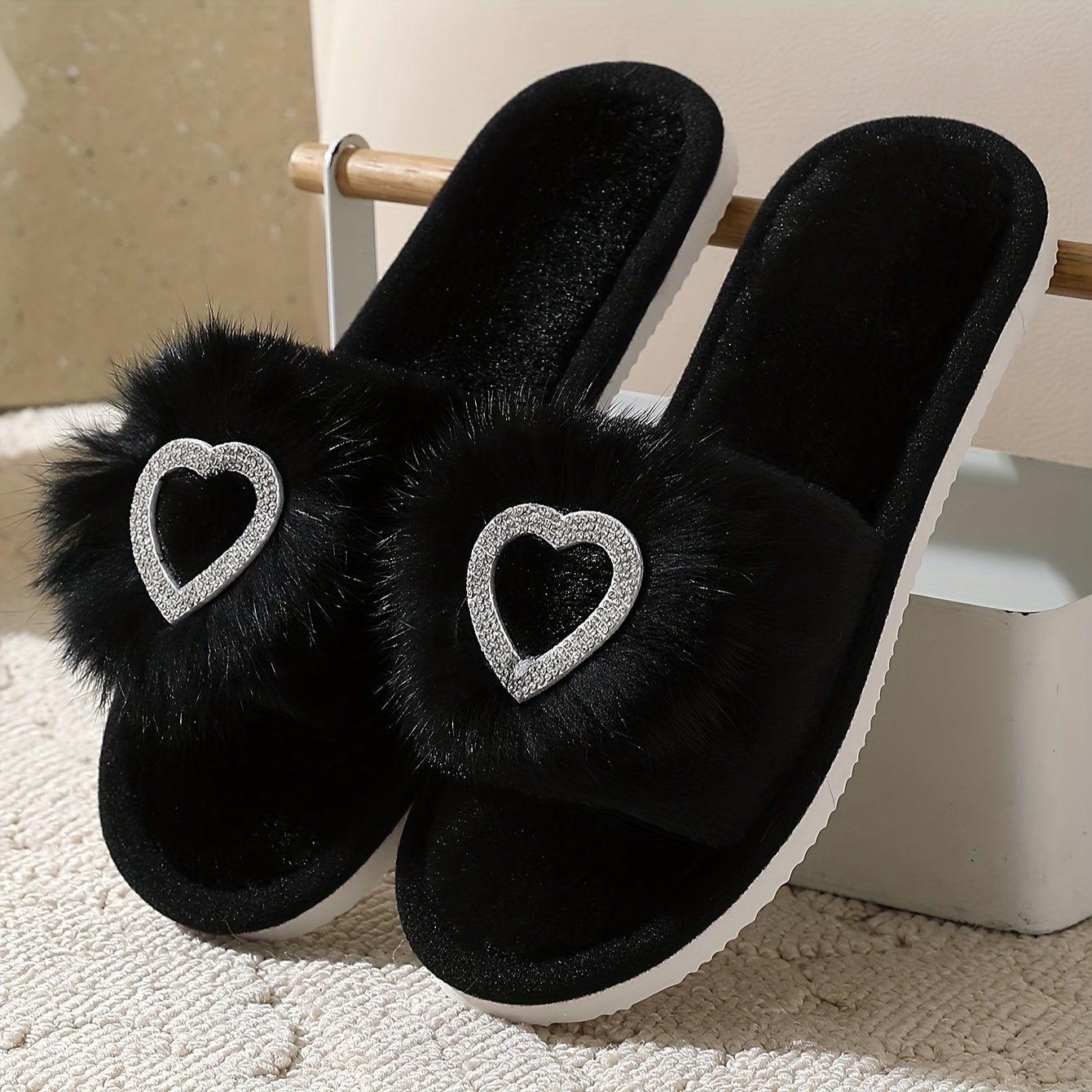 Glam Rhinestone Heart Slippers Indoor Plush Slip-Ons EVA Sole Winter Solid Color Fabric
