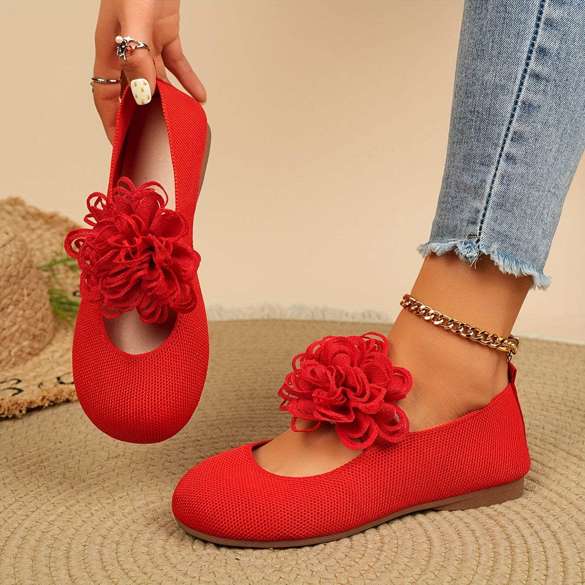 Women's Slip-On Flats Black Cushioned All-Season Dress and Casual Shoes