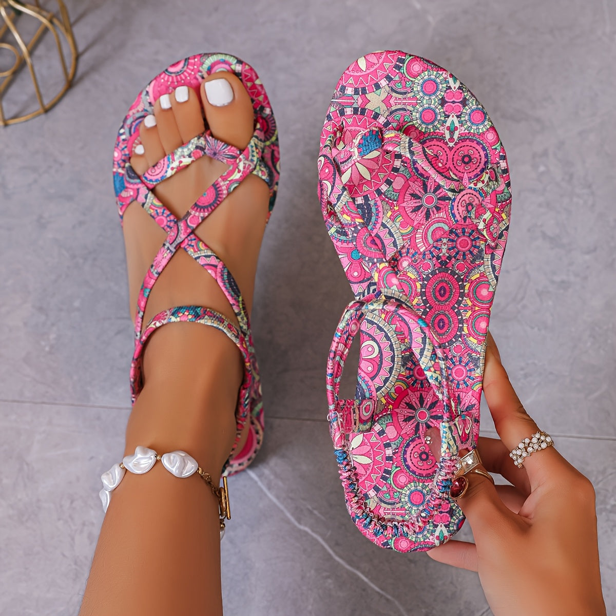 Women Bohemian Floral Flat Sandals Cross-Strap Open-Toe Breathable Fabric