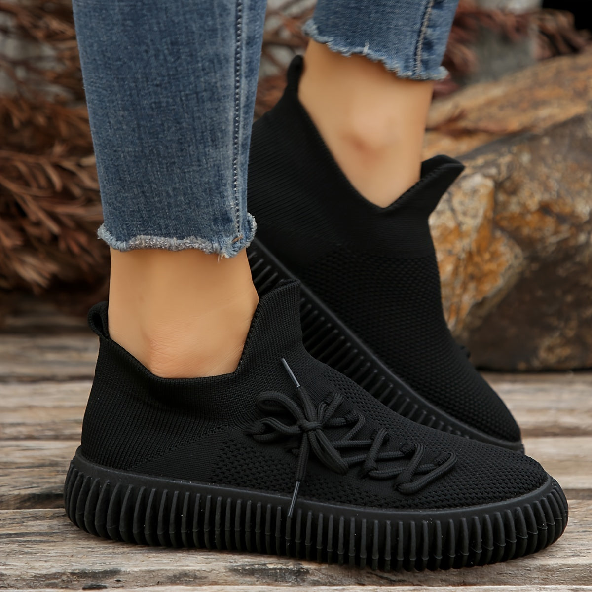 Women's Solid Color Breathable Knit Lace-Up Sneakers Low Top Shoes