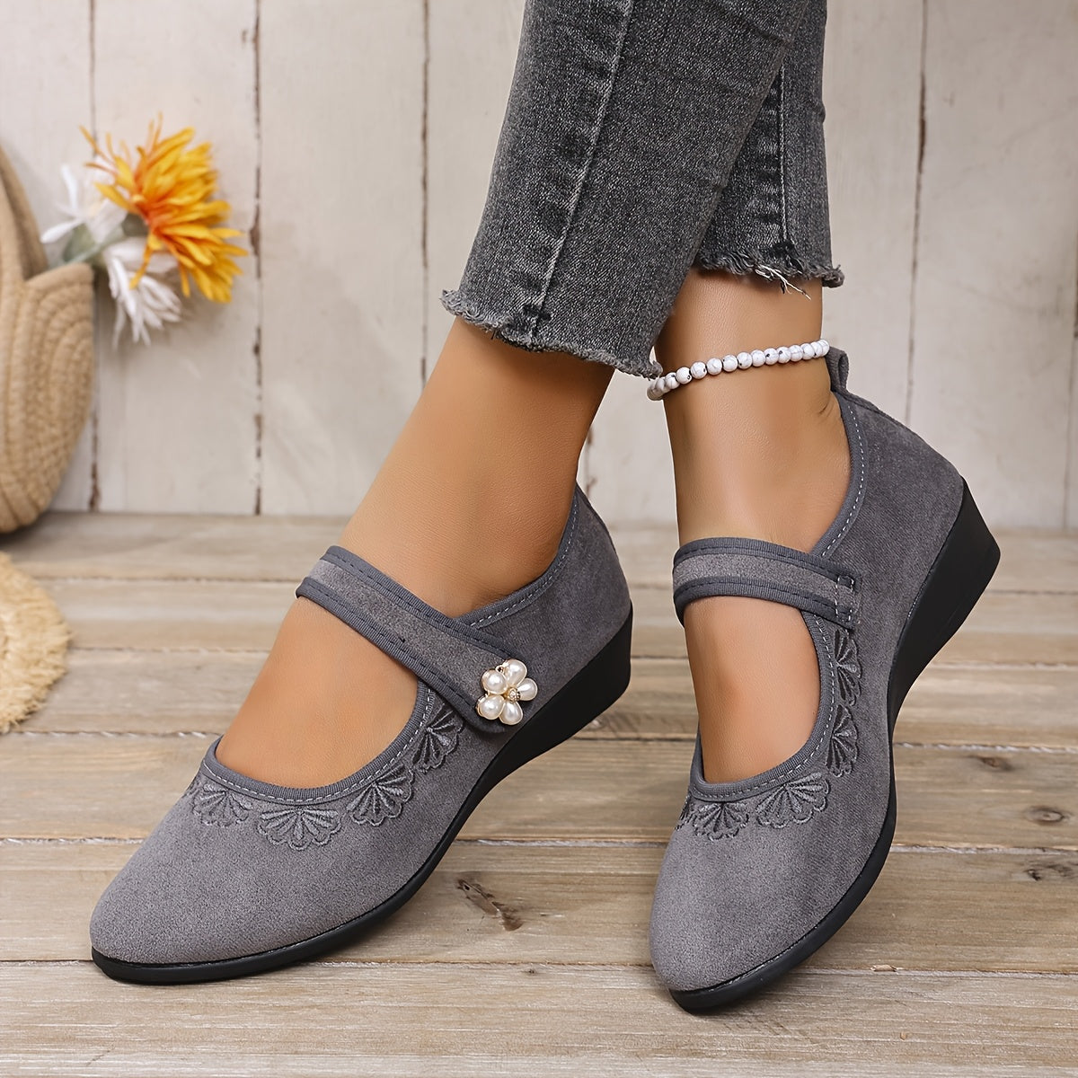 Ayollar uchun flanelli tikilgan Mary-Jane poyabzali, engil, kundalik, yengil burchakli taglik bilan