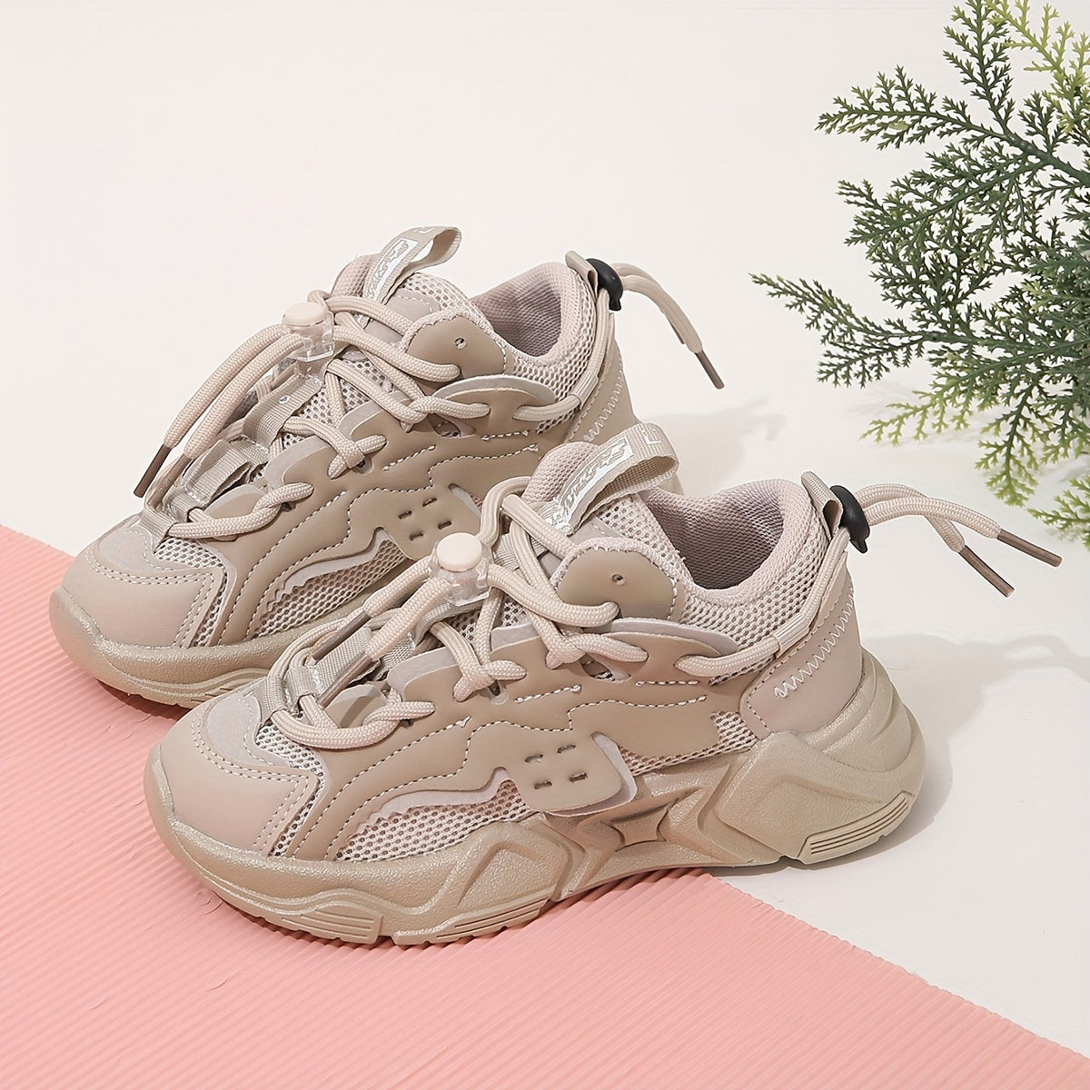 Girls Black Breathable Low-Top Sneakers with Fabric and EVA Sole for Spring and Fall