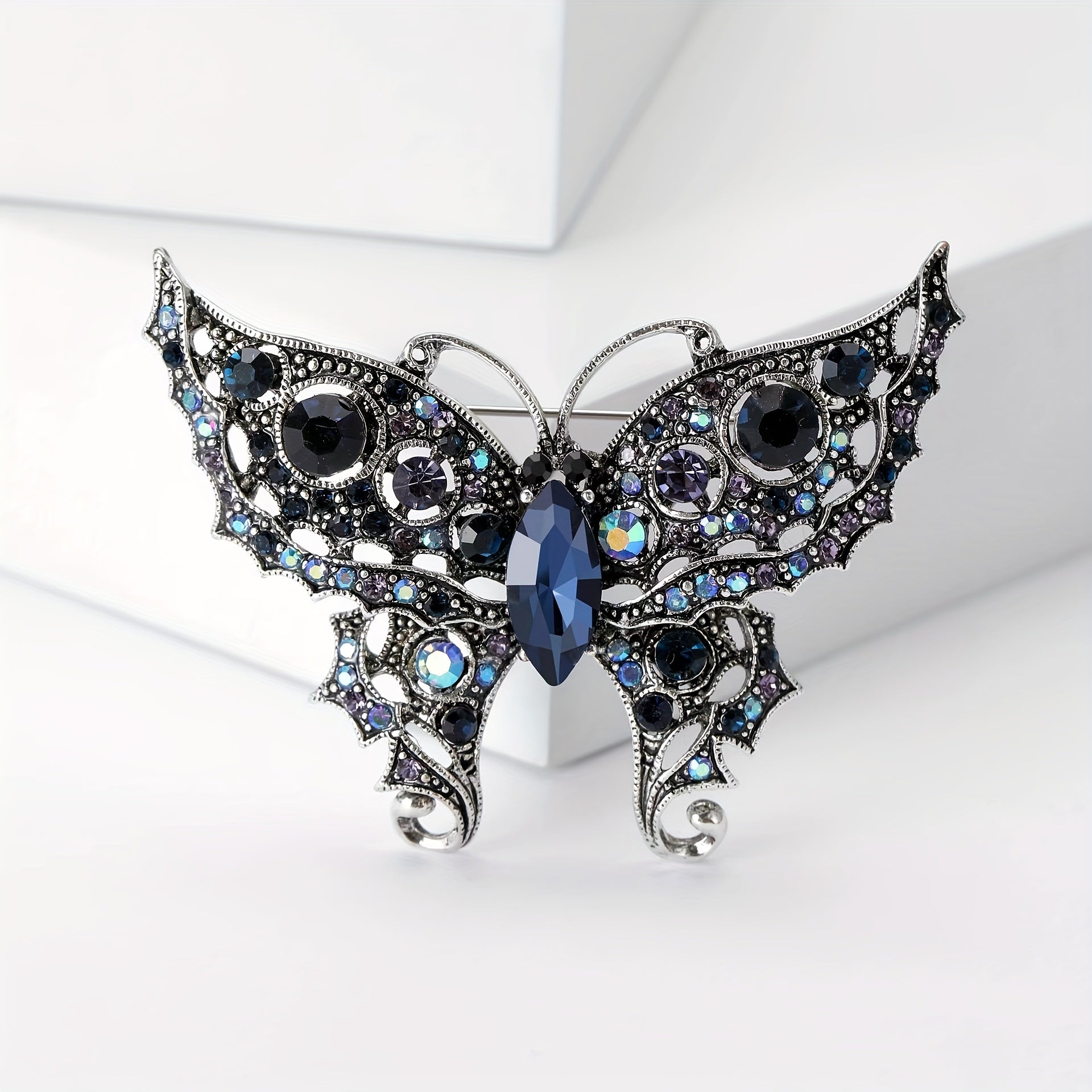 Vintage Rhinestone Kelebek Brooch kiyimlar va kurtkalar uchun Alloy Insect Pin