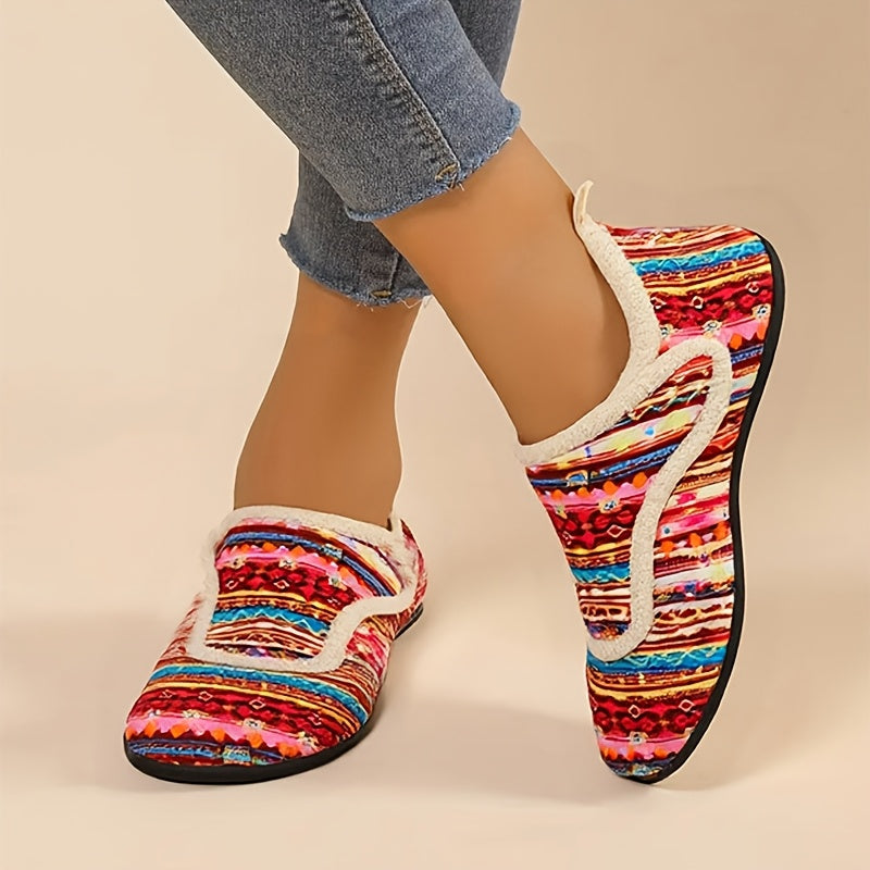 Ayollar uchun plush bej ichki shlyapki – yumshoq va qulay uy poyabzali