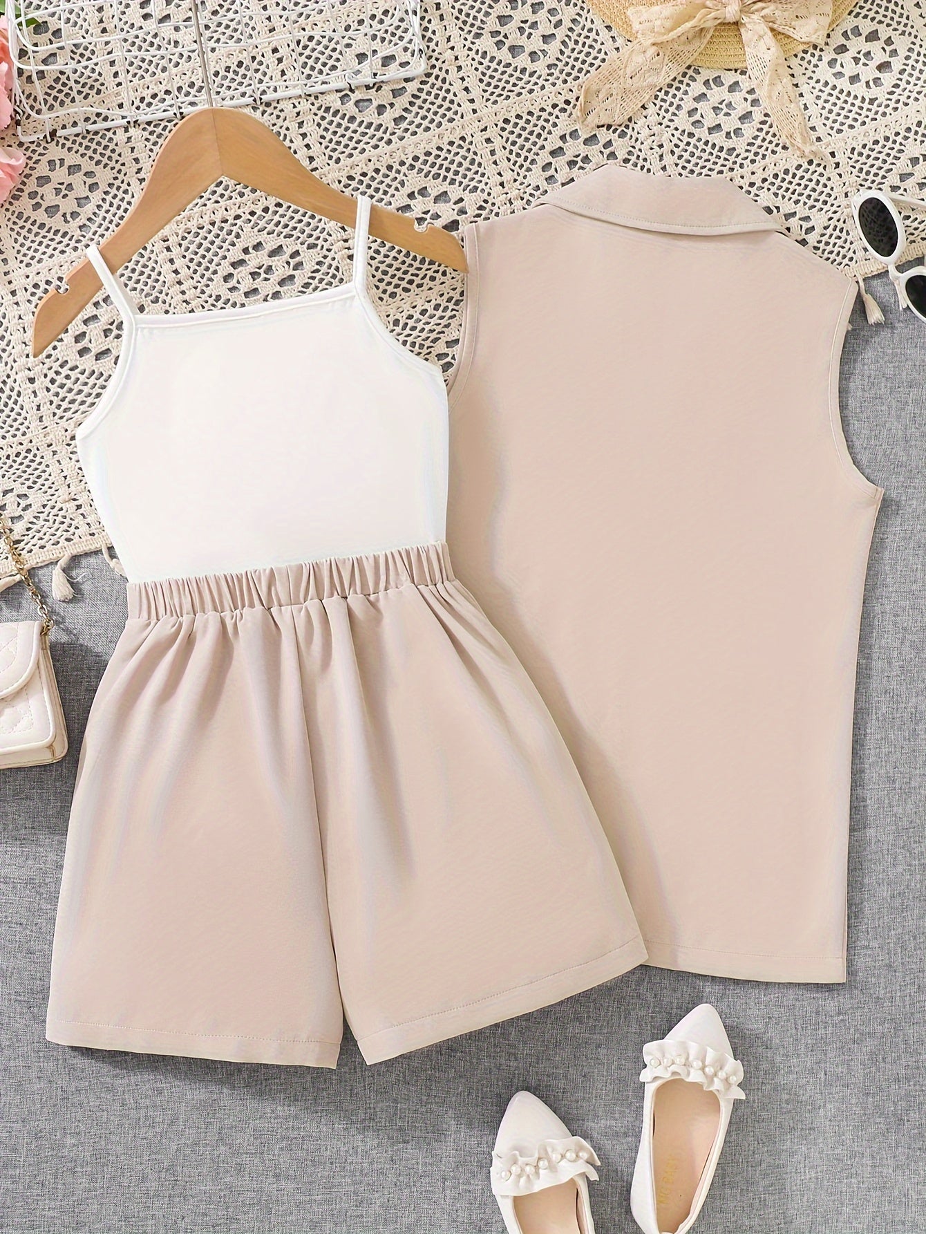 Летний 3-частный комплект для девочек: жилет без рукавов и шорты, однотонный цвет, полиэстер, эластан, облегающий крой, одежда для улицы