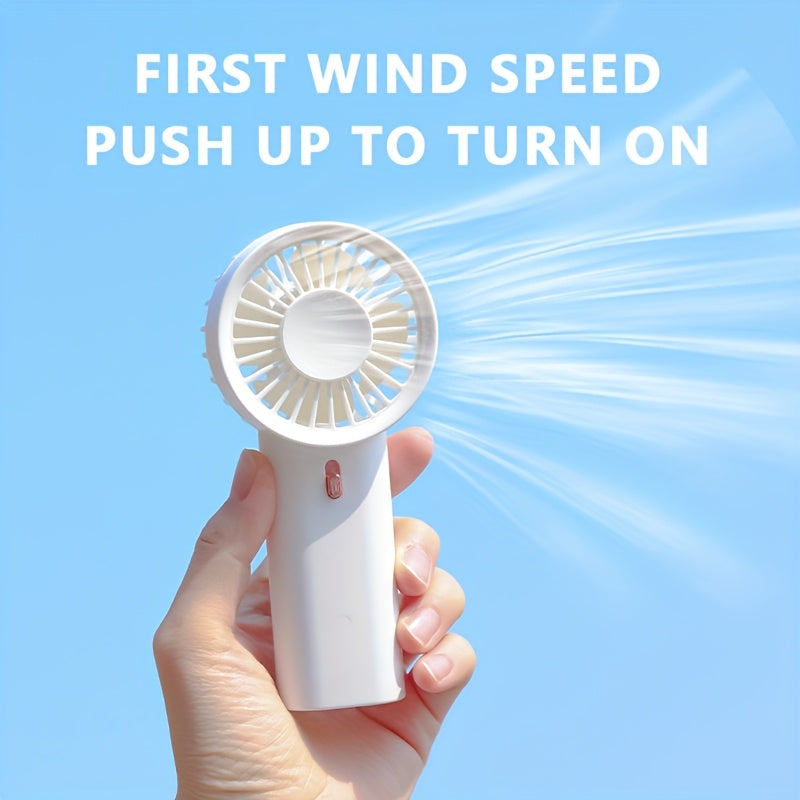 Bir shamol tezligi bilan mini ventilyator qoʻlda yoki stol ustida ishlatilishi mumkin, yoz va turli faoliyatlar uchun mos. Batareyalar kiritilmagan. Har qanday yosh va holatlar uchun mos.