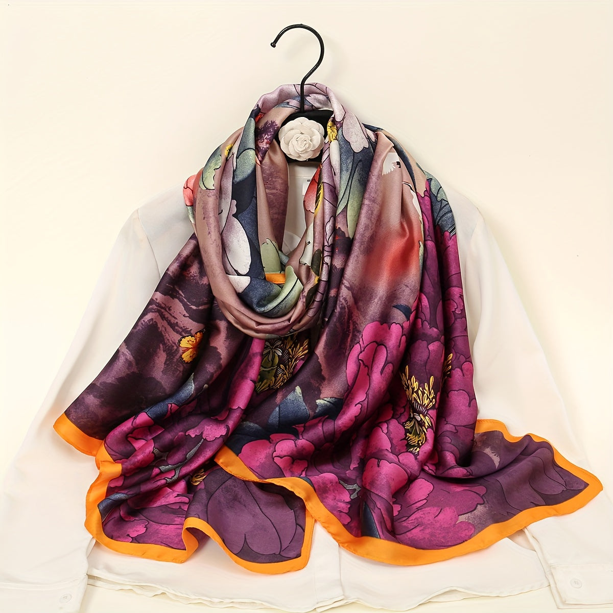 Women’s Satin Shawl with Retro Landscape Print Windproof Sun Protection Wrap