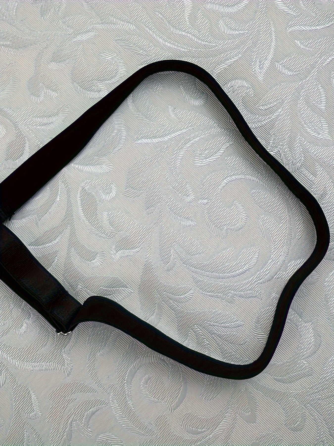 Conjunto de lencería de cinturilla con liguero y tanga de malla transparente para mujer