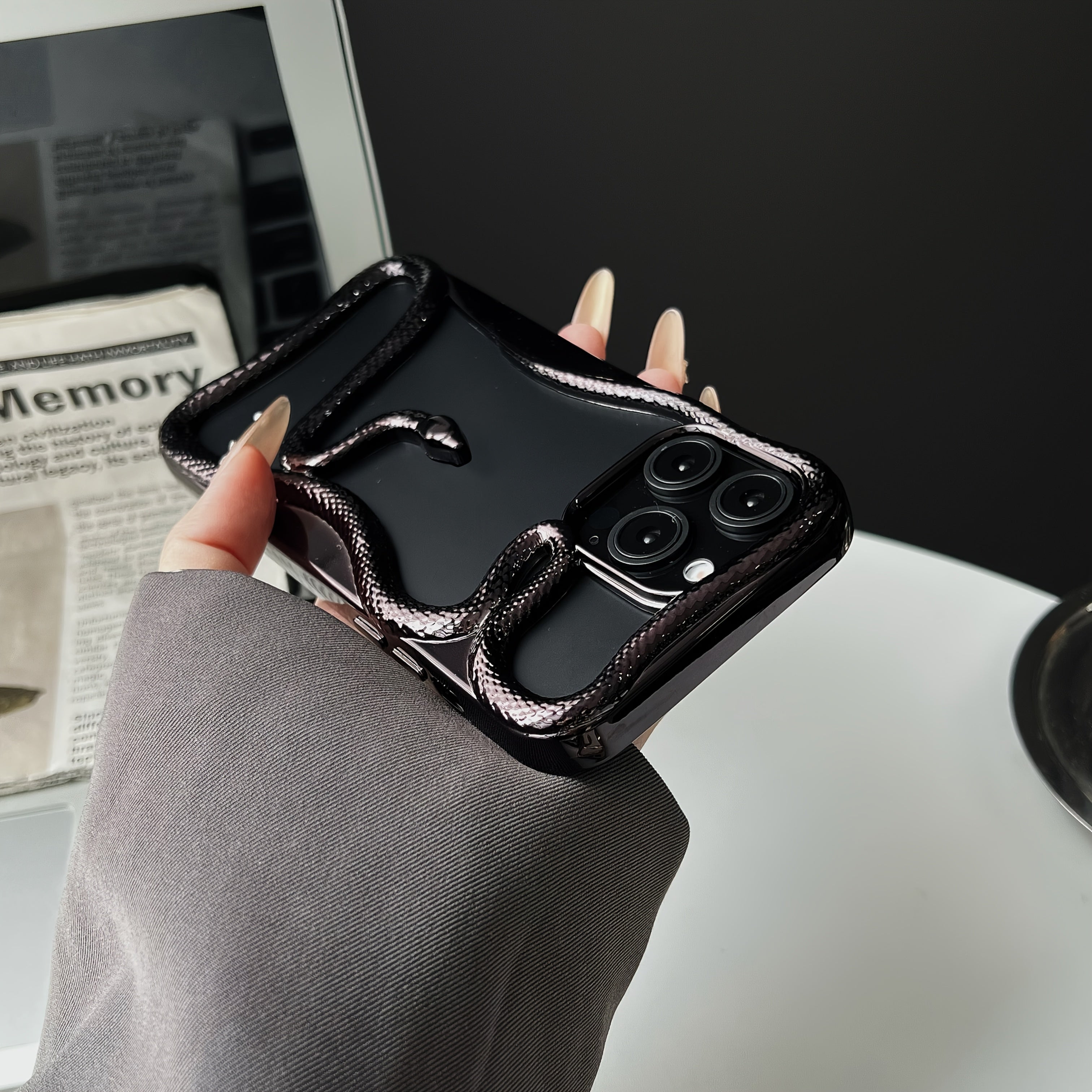 Small Snake Design Electroplated TPU Phone Case for iPhone 11-16 Drop Proof