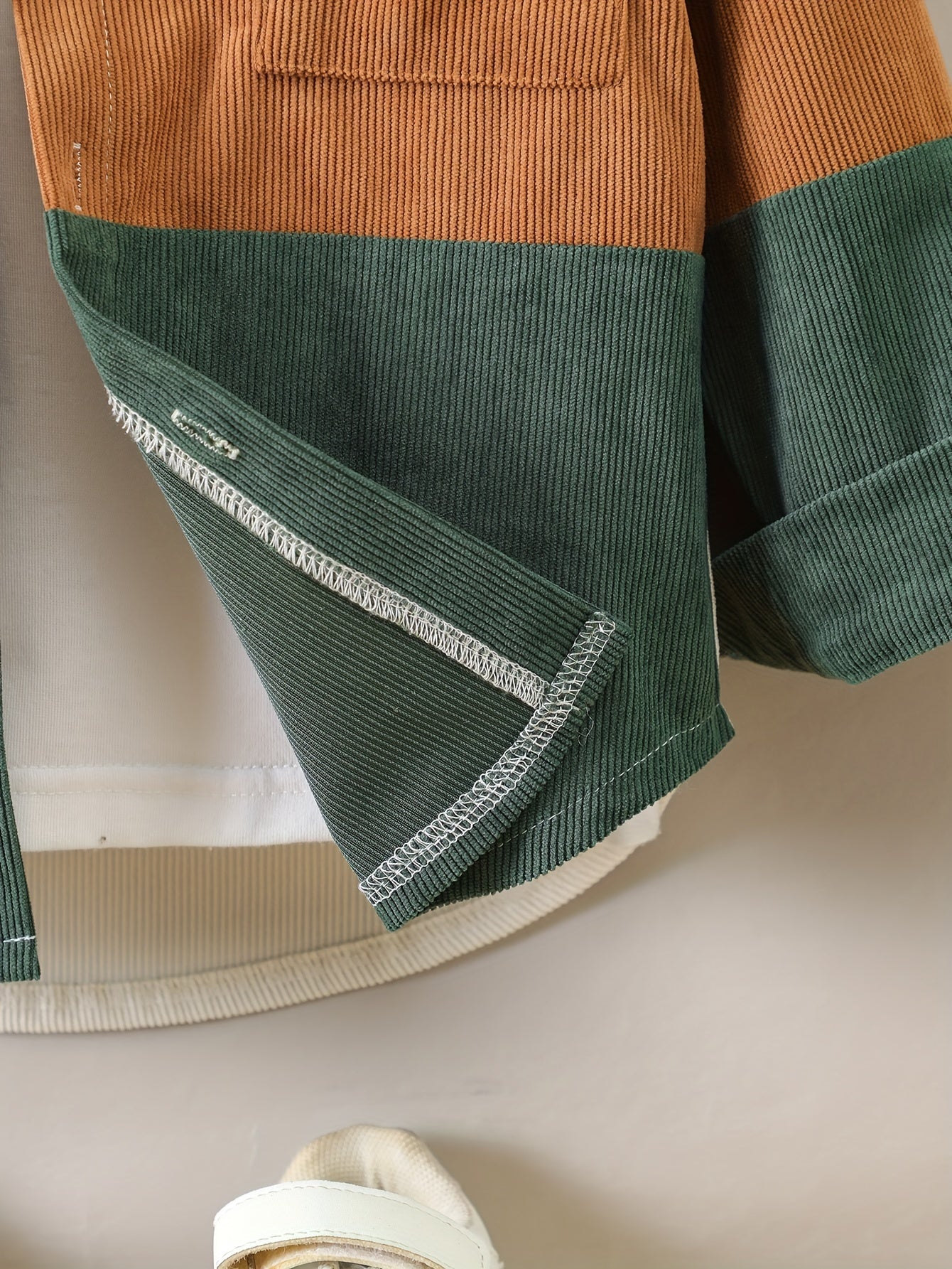 O'g'il bolalar uchun korduroy ko'ylak, uzun qo'l, rang-blok, kundalik, erkin o'lcham, cho'ntaklar, bahor va kuz