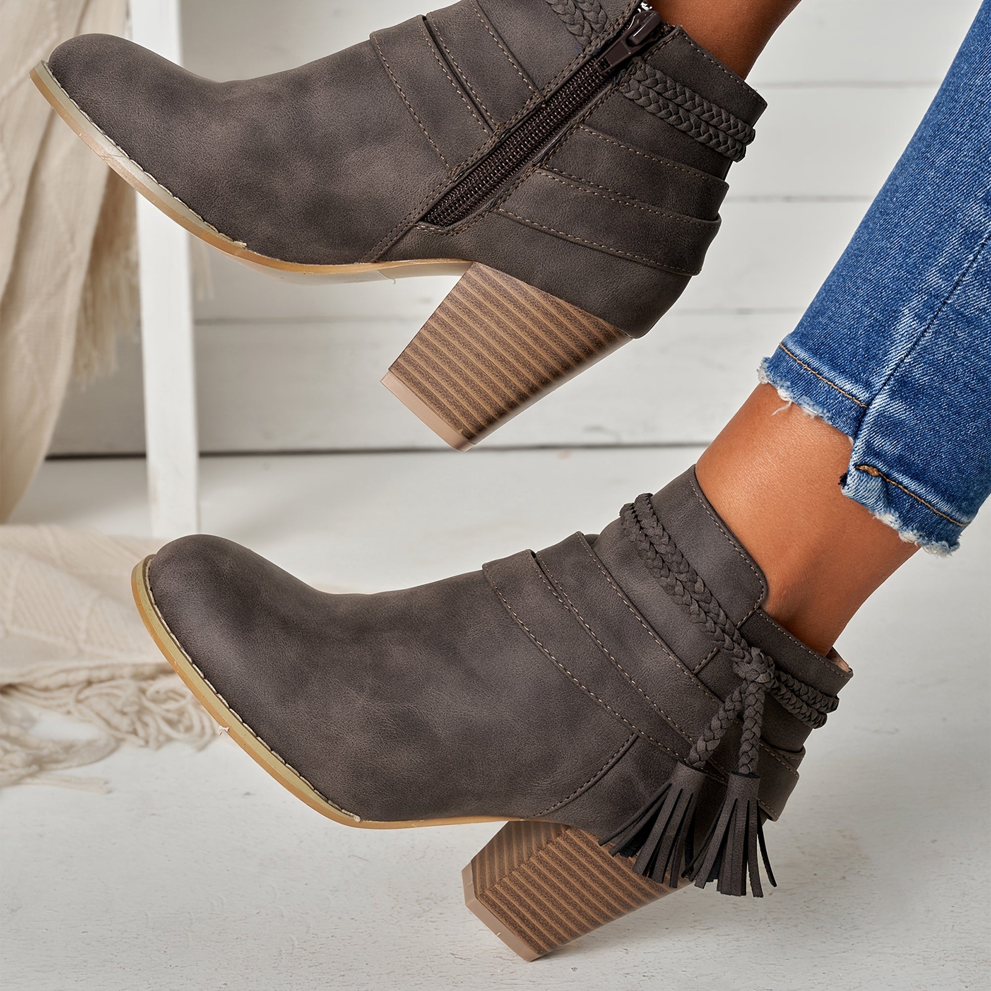 Women's Black Ankle Boots With Tassel Decor Chunky Heel Cold Weather