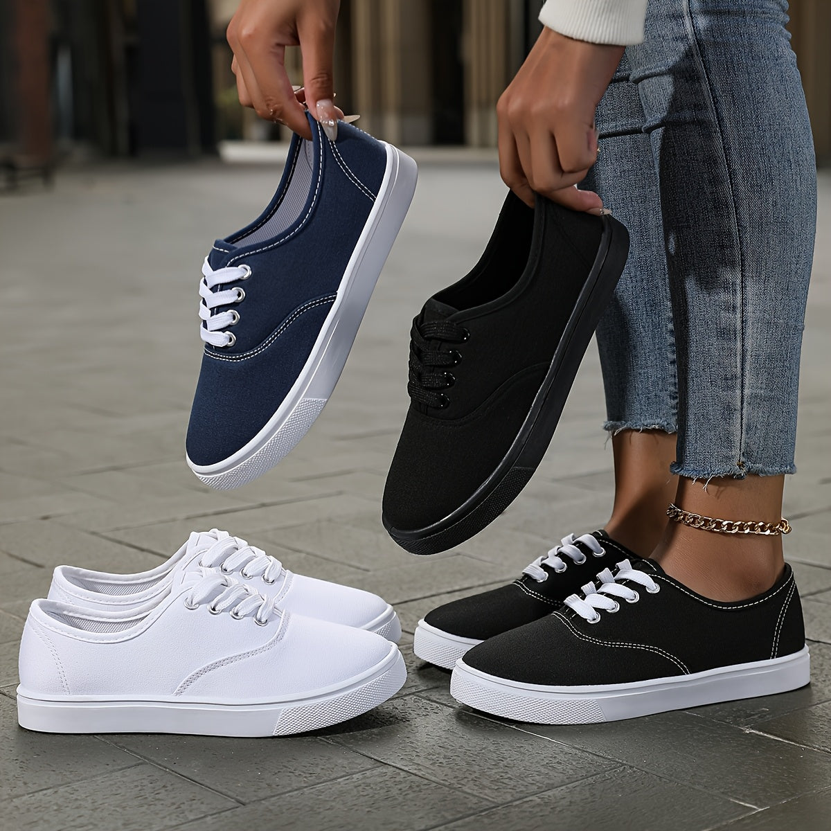 Women's Casual Lace-Up Sneakers Lightweight Low-Top Shoes Black White Blue
