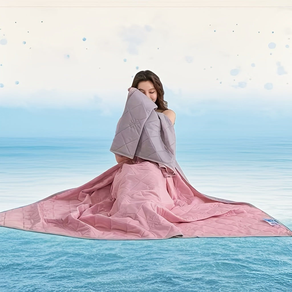 Summer Quilt with Ultrasonic Embossed Design 100% Polyester Breathable Lightweight Cooling Bedding