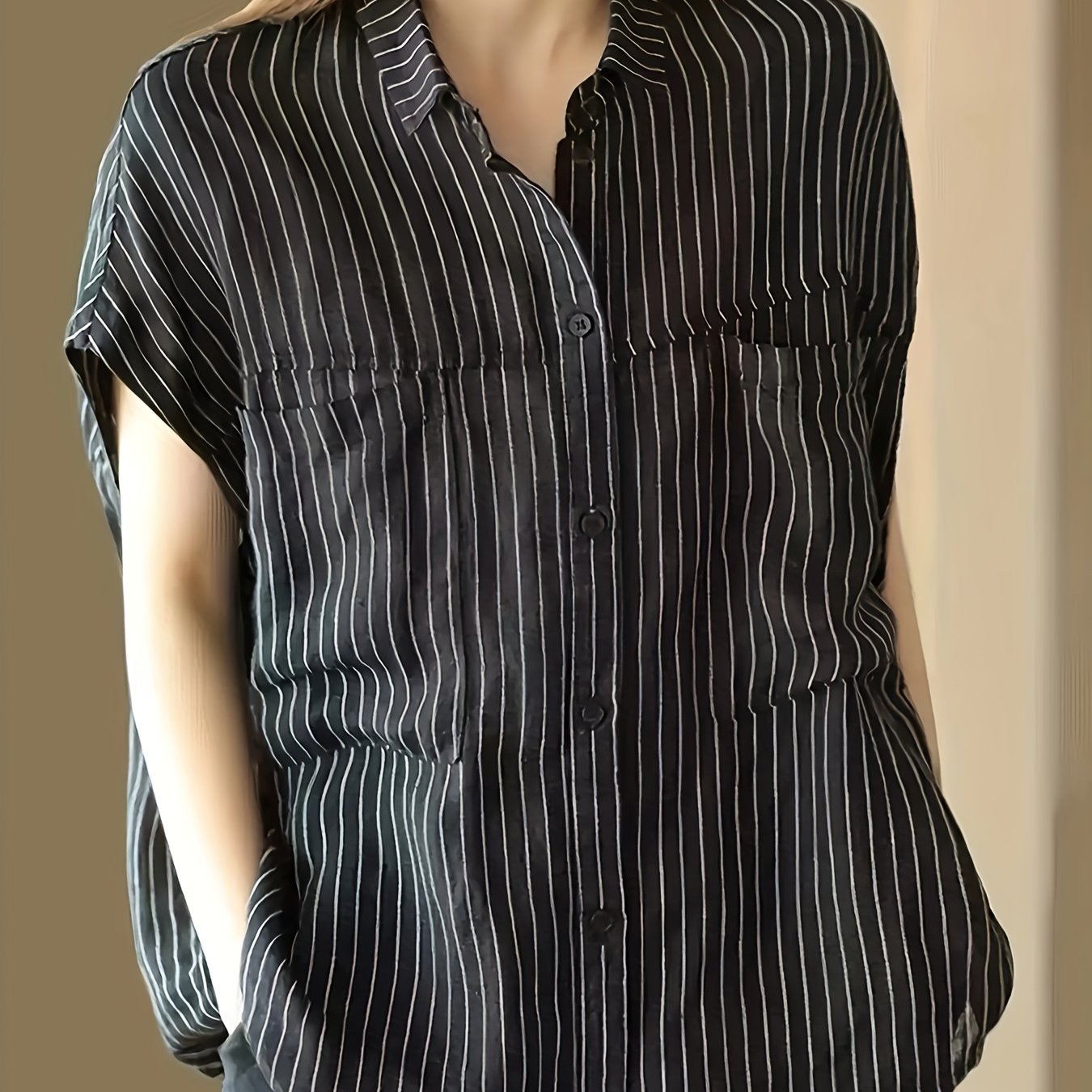 Plus o'lcham ayollar uchun erkin fit tugma bilan yopiladigan ko'ylak qora oq chiziqlar ofis kundalik