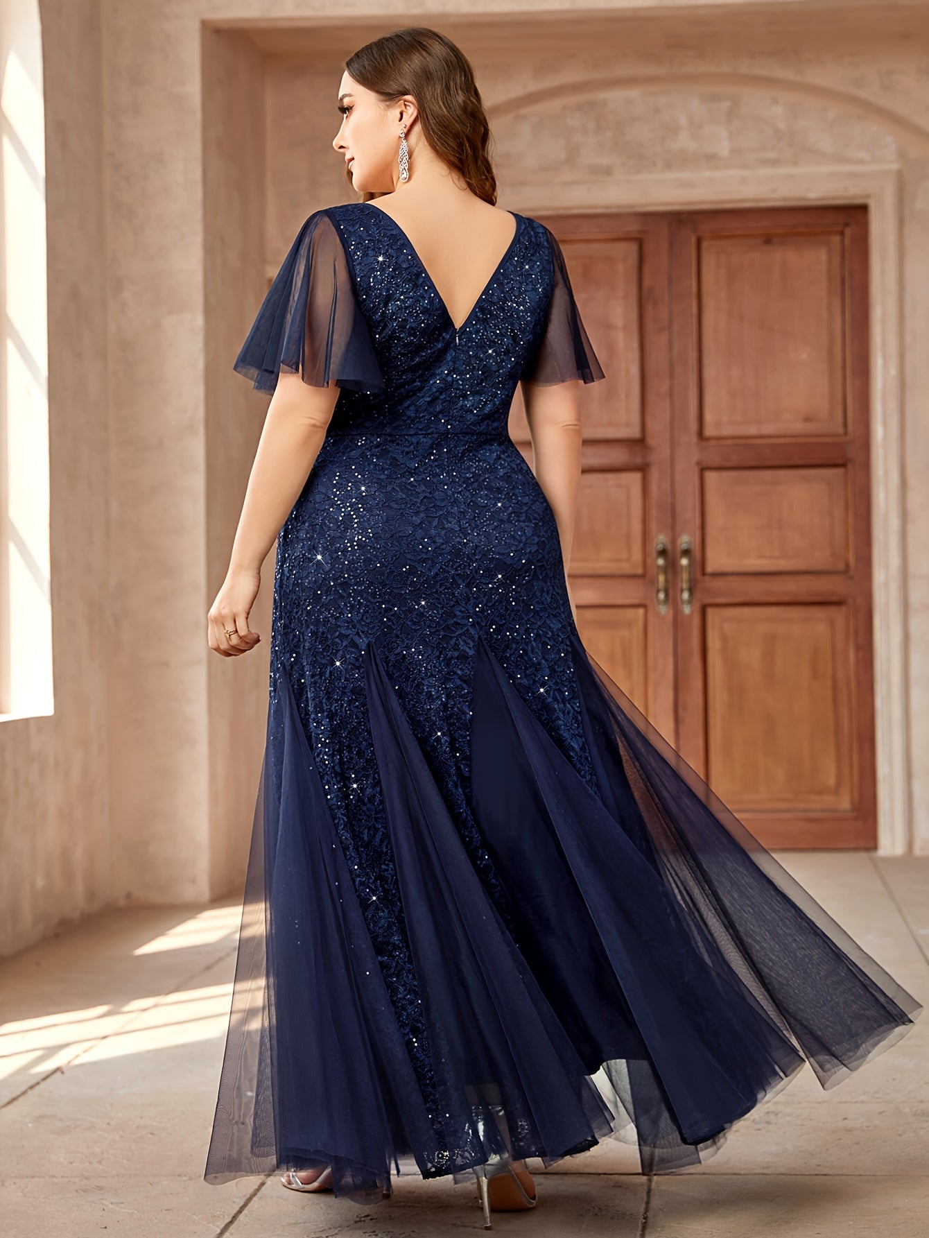 Plus Size Emerald Green Sequin Wedding Dress with Ruffle Sleeves and Lace Contrast