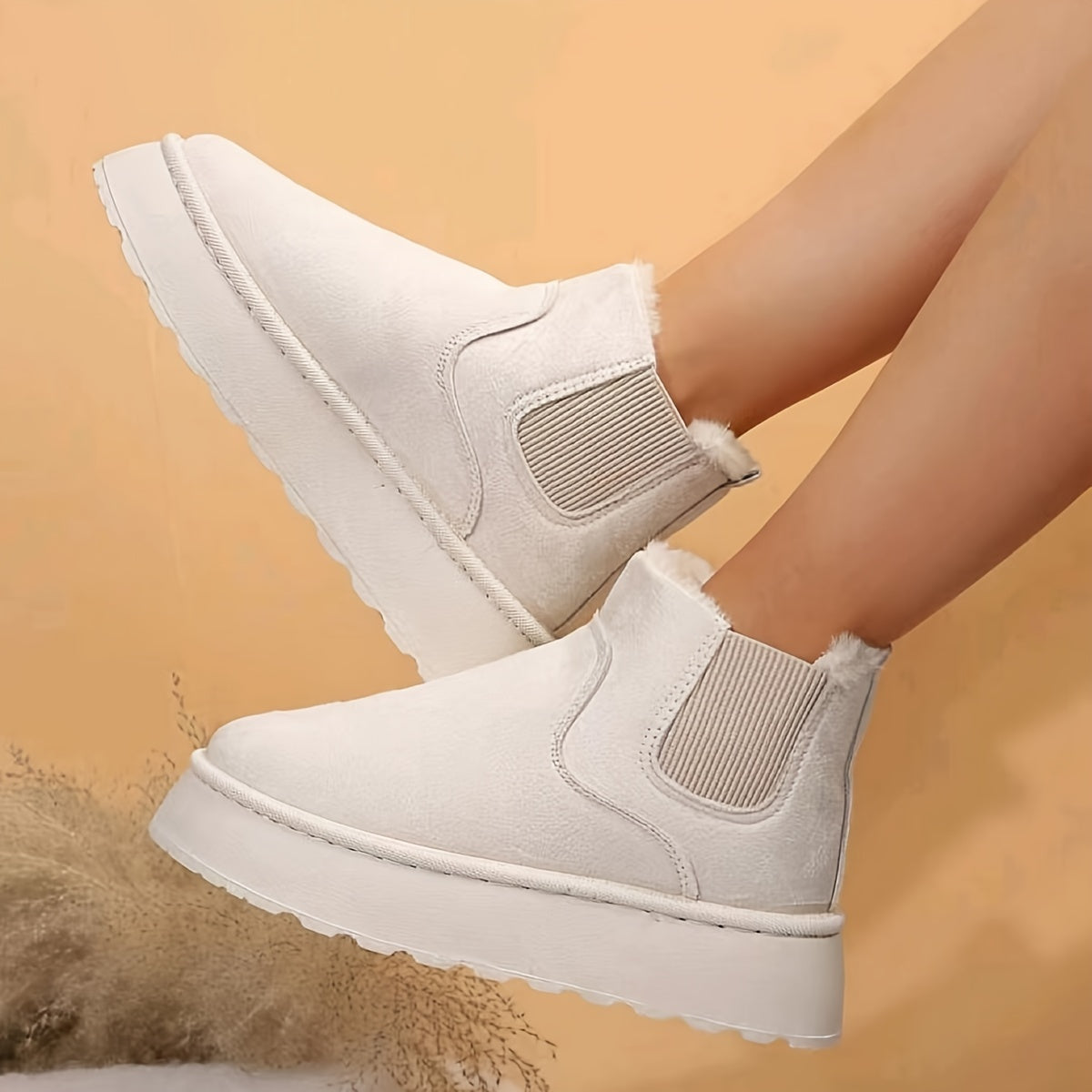 Women's Solid Color Platform Short Boots Casual Slip-On Plush Lined Shoes