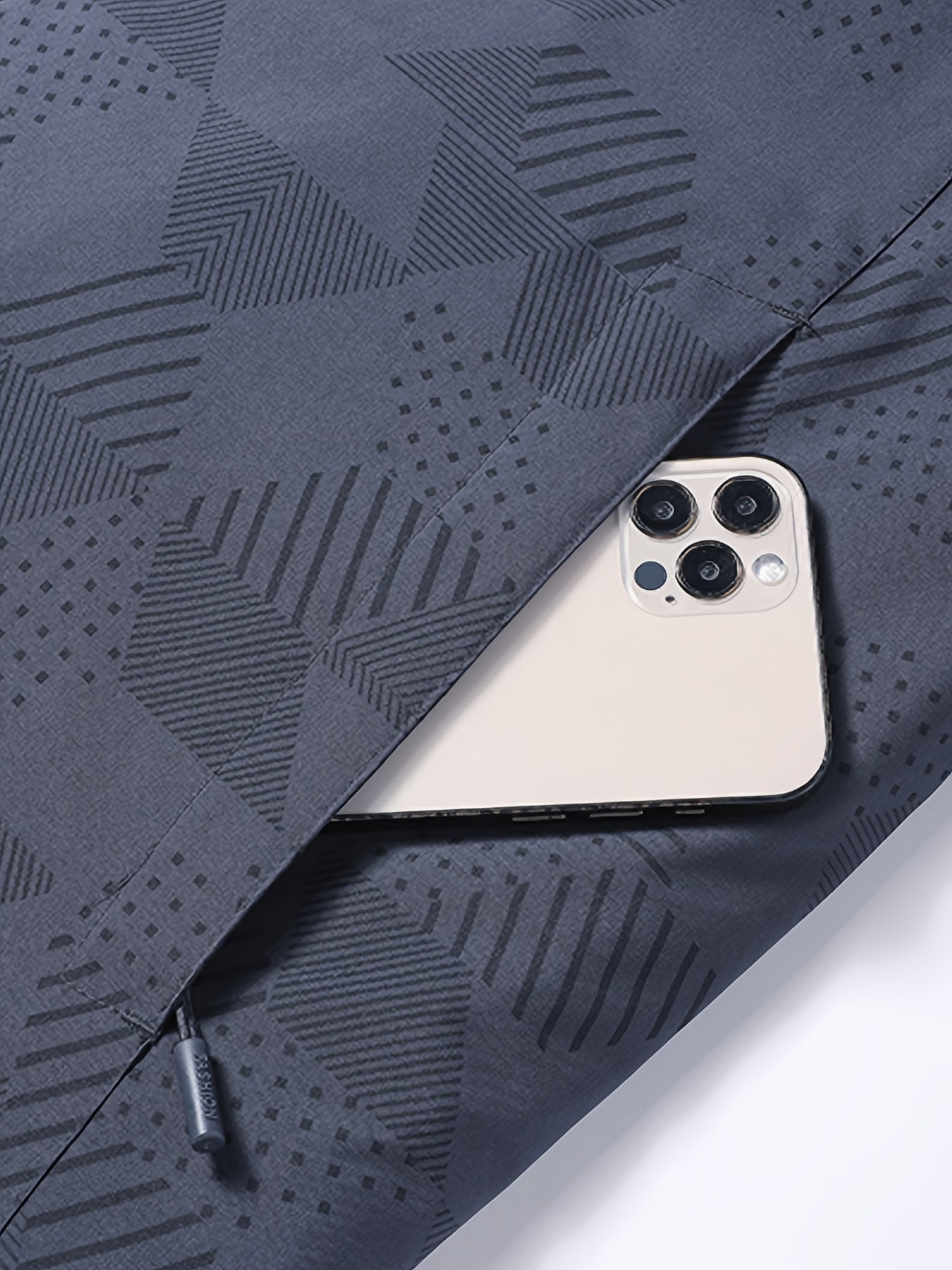 Men's Fleece Jacket Hooded with Pockets for Outdoor and Casual Wear