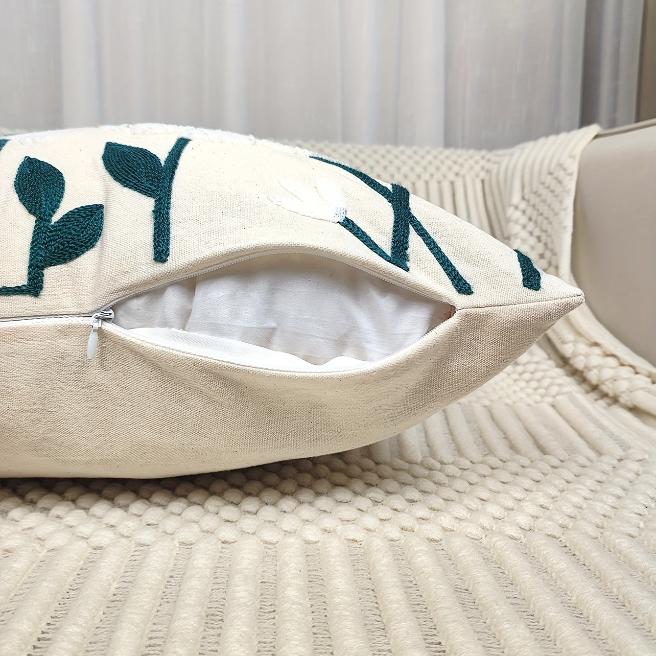 Daisy gul bosma bilan bezatilgan yostiq qopqog'i, divan va mehmonxona uchun, ichki qismi bilan