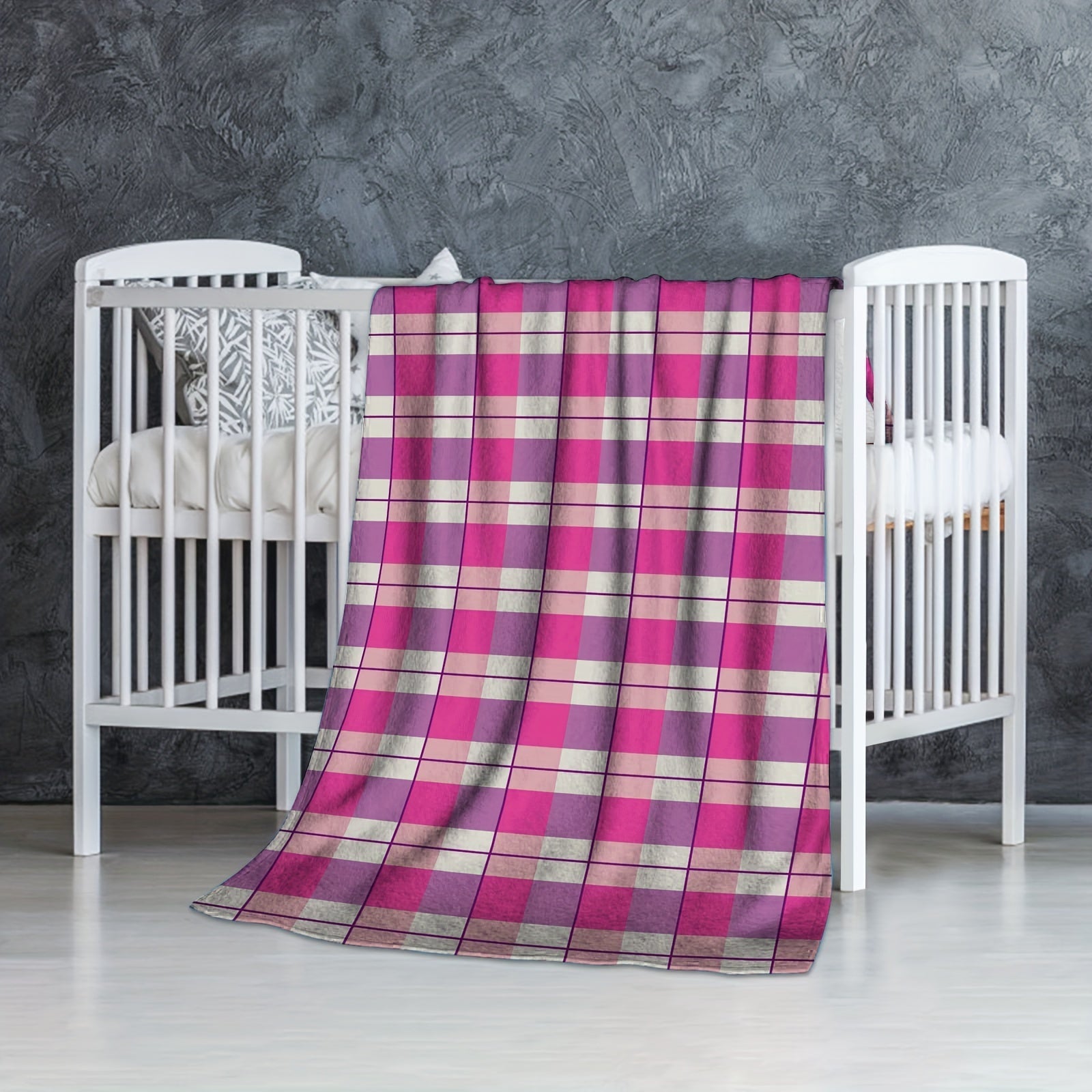 Vintage Plaid Flannel Fleece Throw Blanket with Mixed Colors for All Seasons