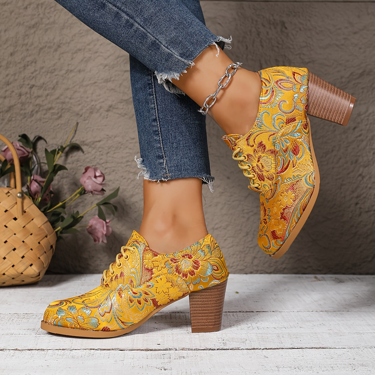 Ladies Ethnic Floral Embroidered Lace-Up Dance Shoes High Heels
