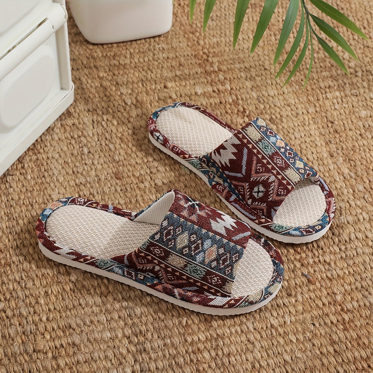 Women's Tribal Pattern Slip-On Indoor Slippers Non-Slip Soft Fabric