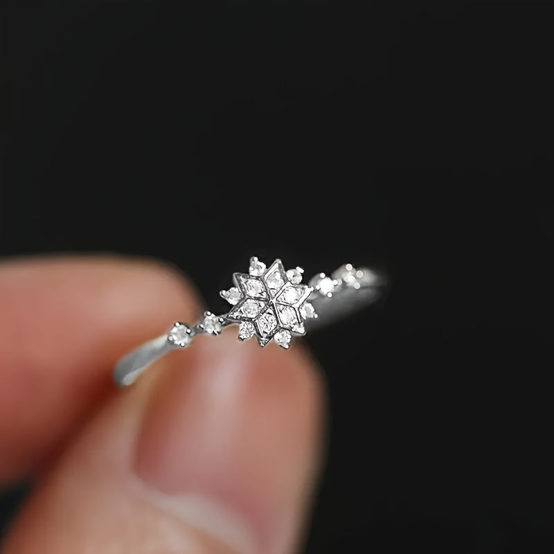 Sterling Silver Promise Ring with Snowflake Design and Zirconia Stones for Engagement or Wedding
