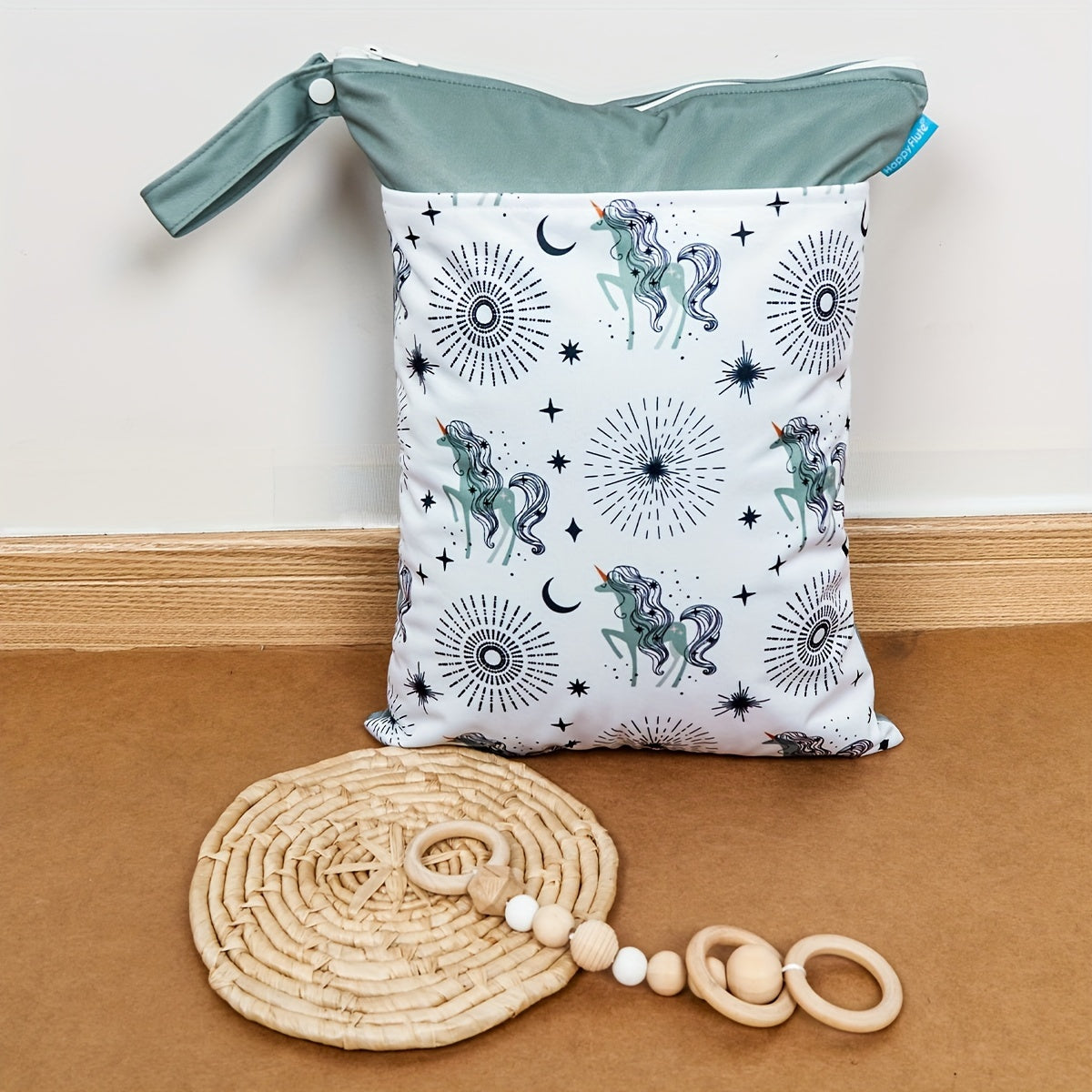 30x40cm Waterproof Reusable Cloth Diaper Wet Bag with Zipper Closure