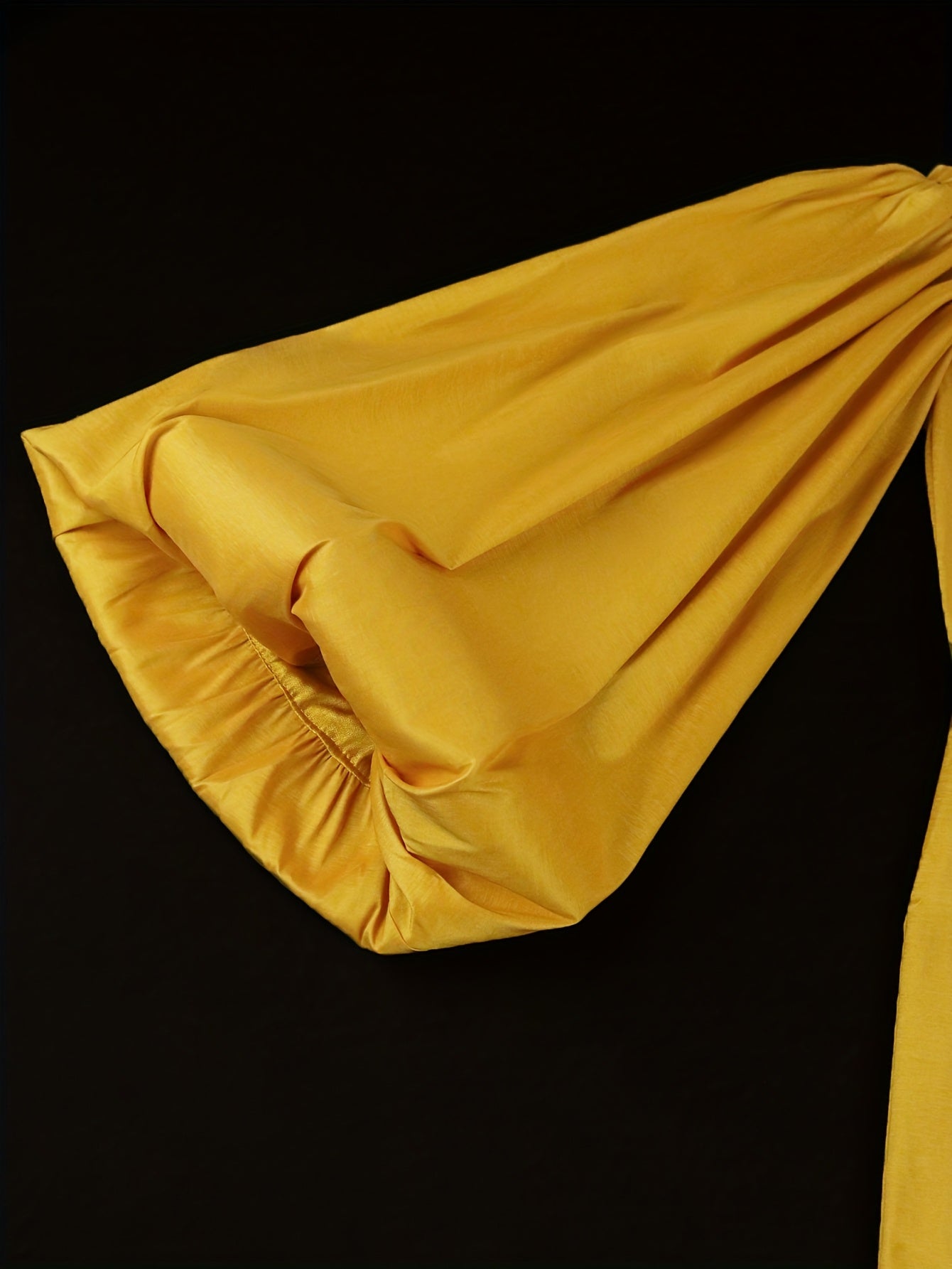 Ladies Fitted Bodycon Off-Shoulder Evening Gown for Parties Stylish Black