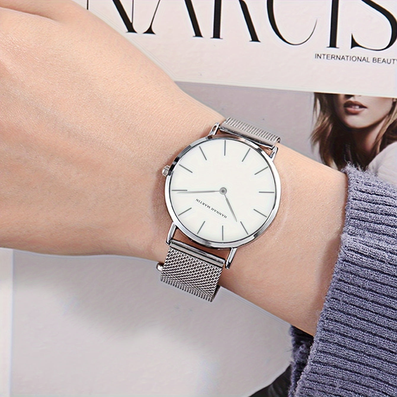 Women's Quartz Watch Stainless Steel Mesh Band Zinc Alloy Case Light Luxury Simple Fashion Wrist Watch