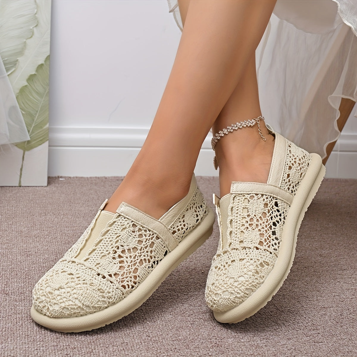Women's Breathable Mesh Slip-On Loafers Round Toe Flat Shoes for All Seasons