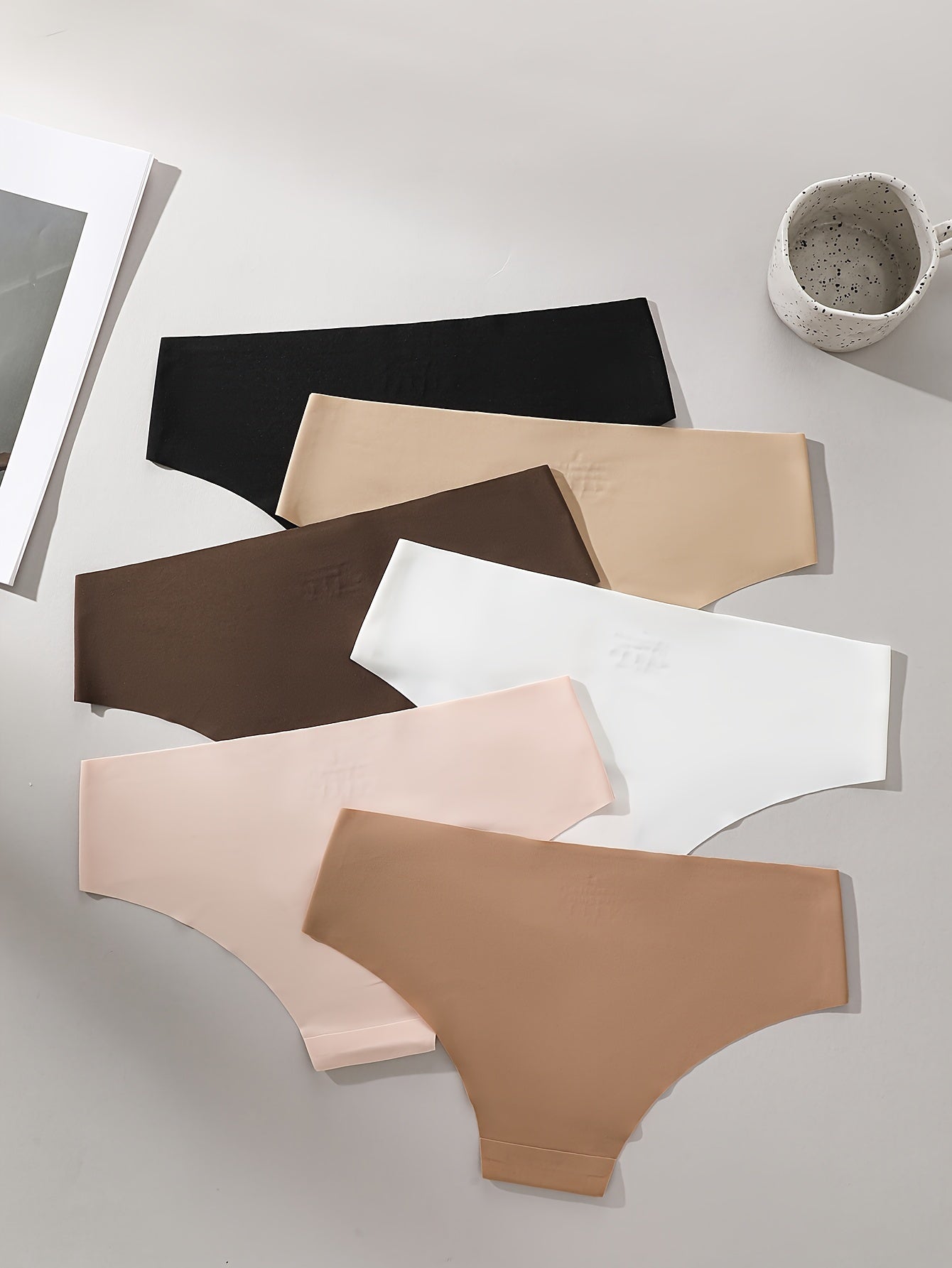 Women's Breathable Nylon Elastane Low-Rise Briefs Set of 6 with Color Block Design