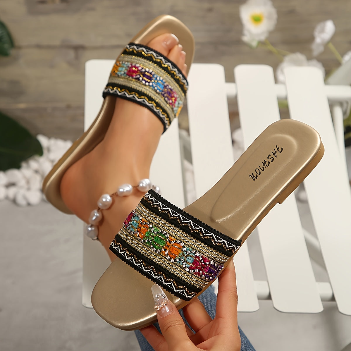 Women's Bohemian Embroidered Flat Sandals Colorful Beaded Strap Casual Shoes