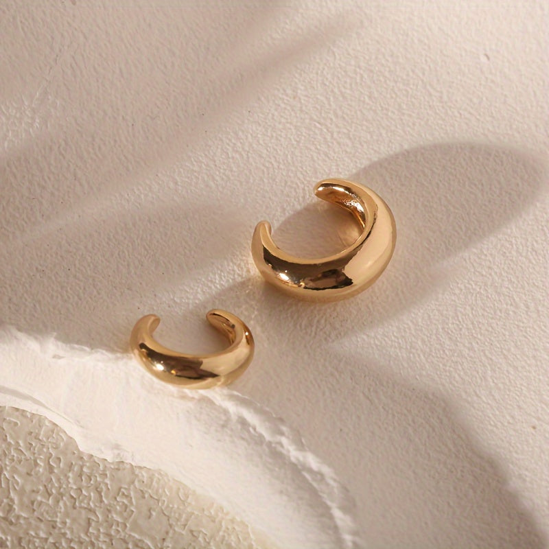 Women's Alloy Asymmetric C-Shaped Clip-On Earrings, Punk Style, Daily Wear