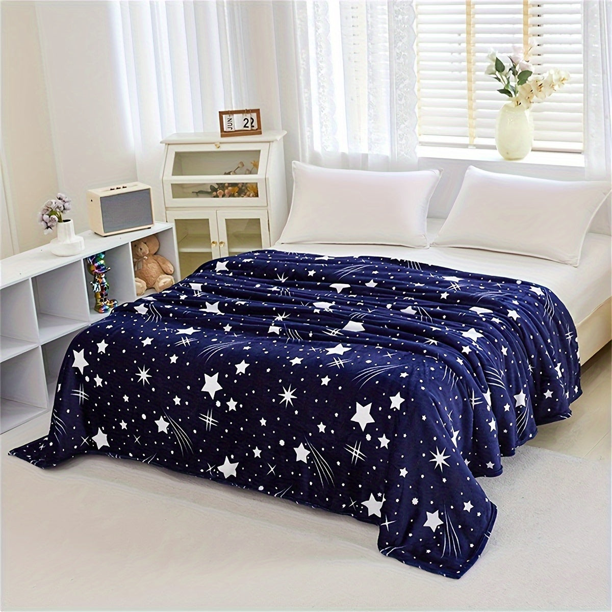 Fleece Bed Blanket with Meteor Pattern for Sofa Couch Travel and Camping