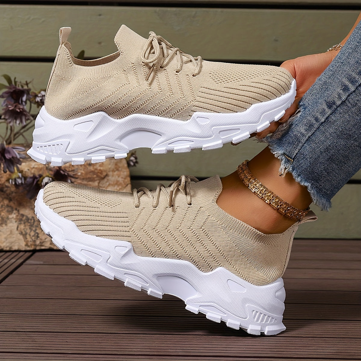 Women's Solid Color Breathable Mesh Sneakers Casual Walking Shoes