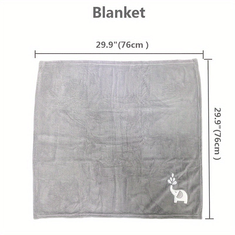 Fil mavzusidagi besh qismli to'shak to'plami rangli bosma bilan.