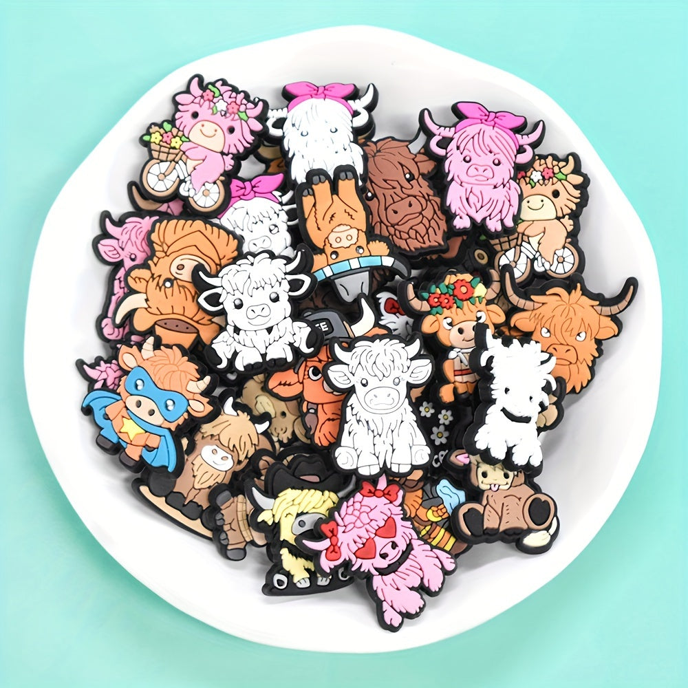 33pcs Plastic Highland Cow Shoe Charms, Shoe Buckle Decorations for Kids