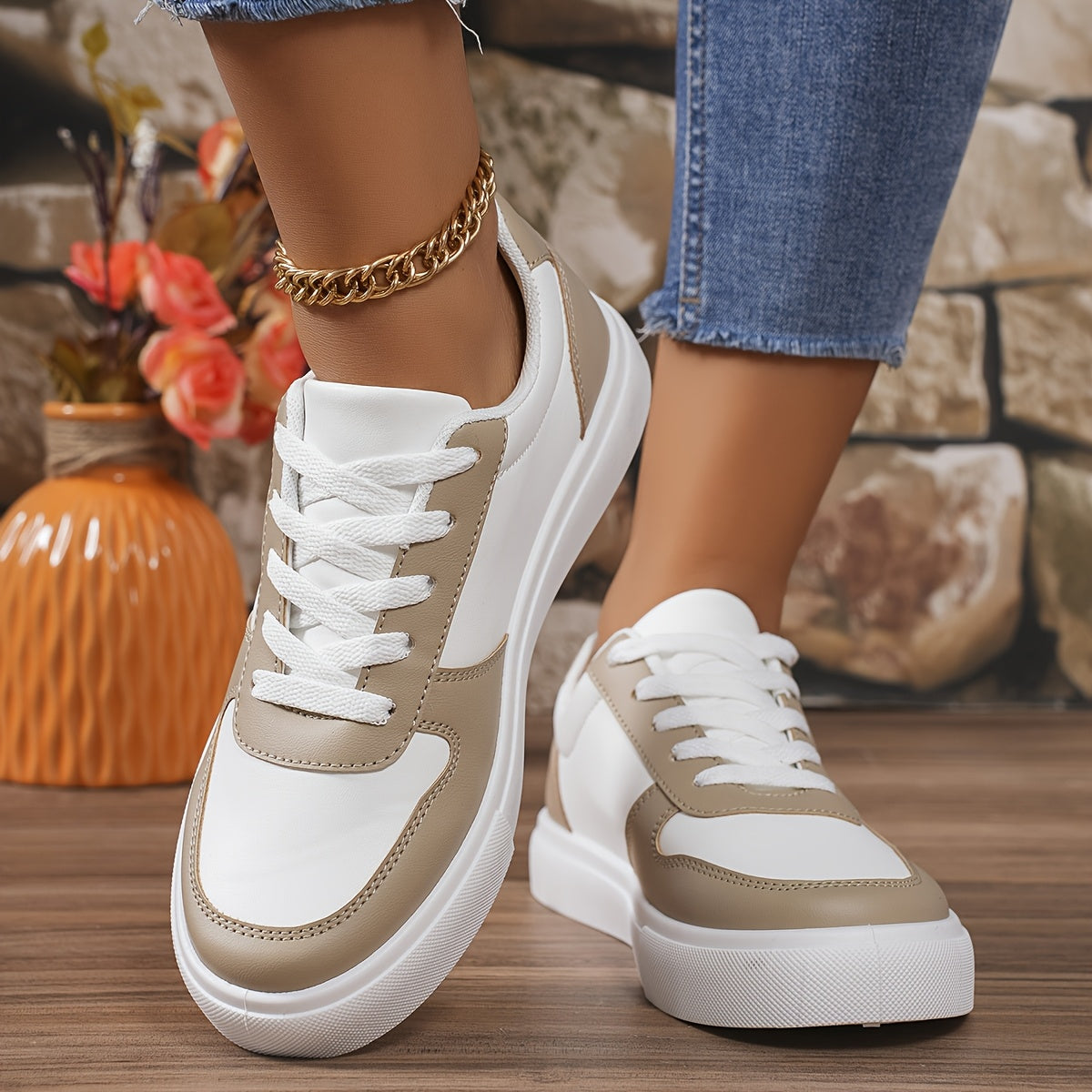 Women's Retro Sneakers Lightweight Synthetic and PVC Casual Shoes Beige White