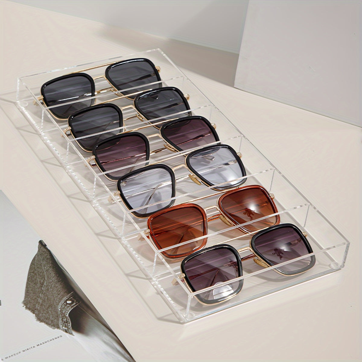 Acrylic Eyewear Display Case with 6 Compartments for Sunglasses and Glasses Storage