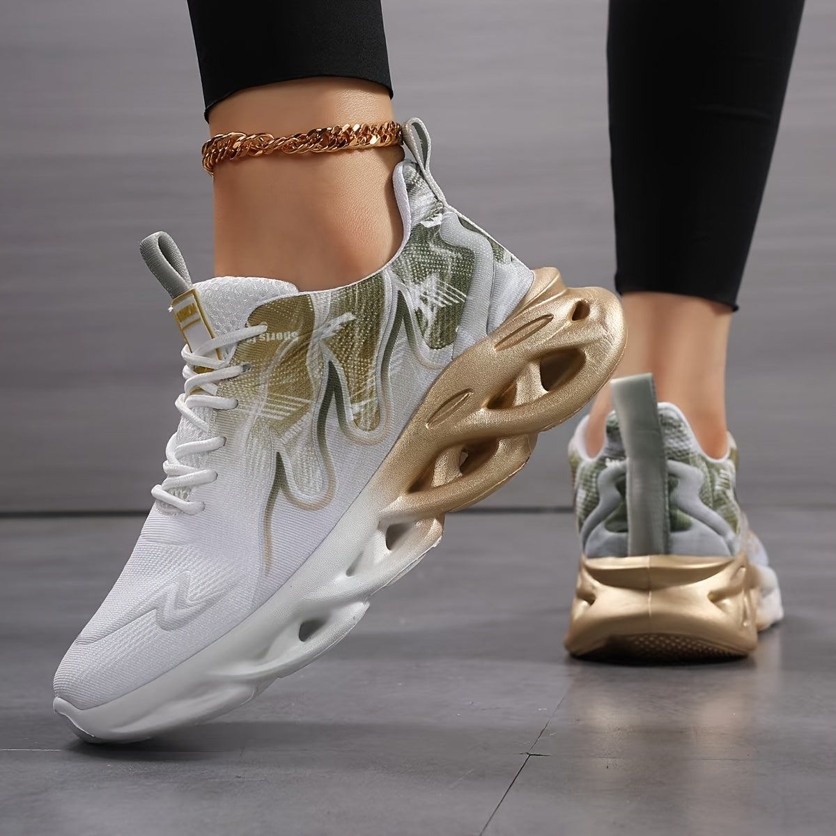 Breathable Lightweight Mesh Running Shoes for Men and Women with EVA Sole