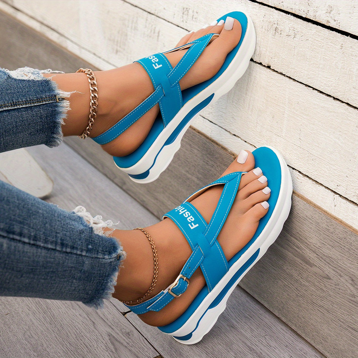 Women's Open-Toe Wedge Sandals With Buckle Straps Summer Flat Polyurethane