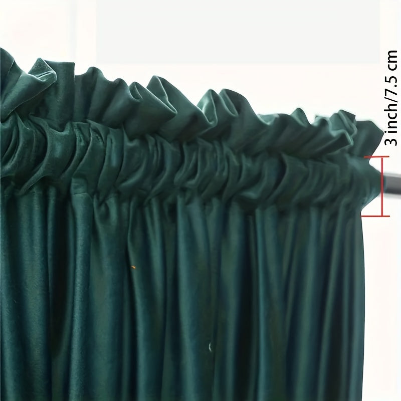 Dark Green Velvet Curtains for Bedroom Insulation and Privacy