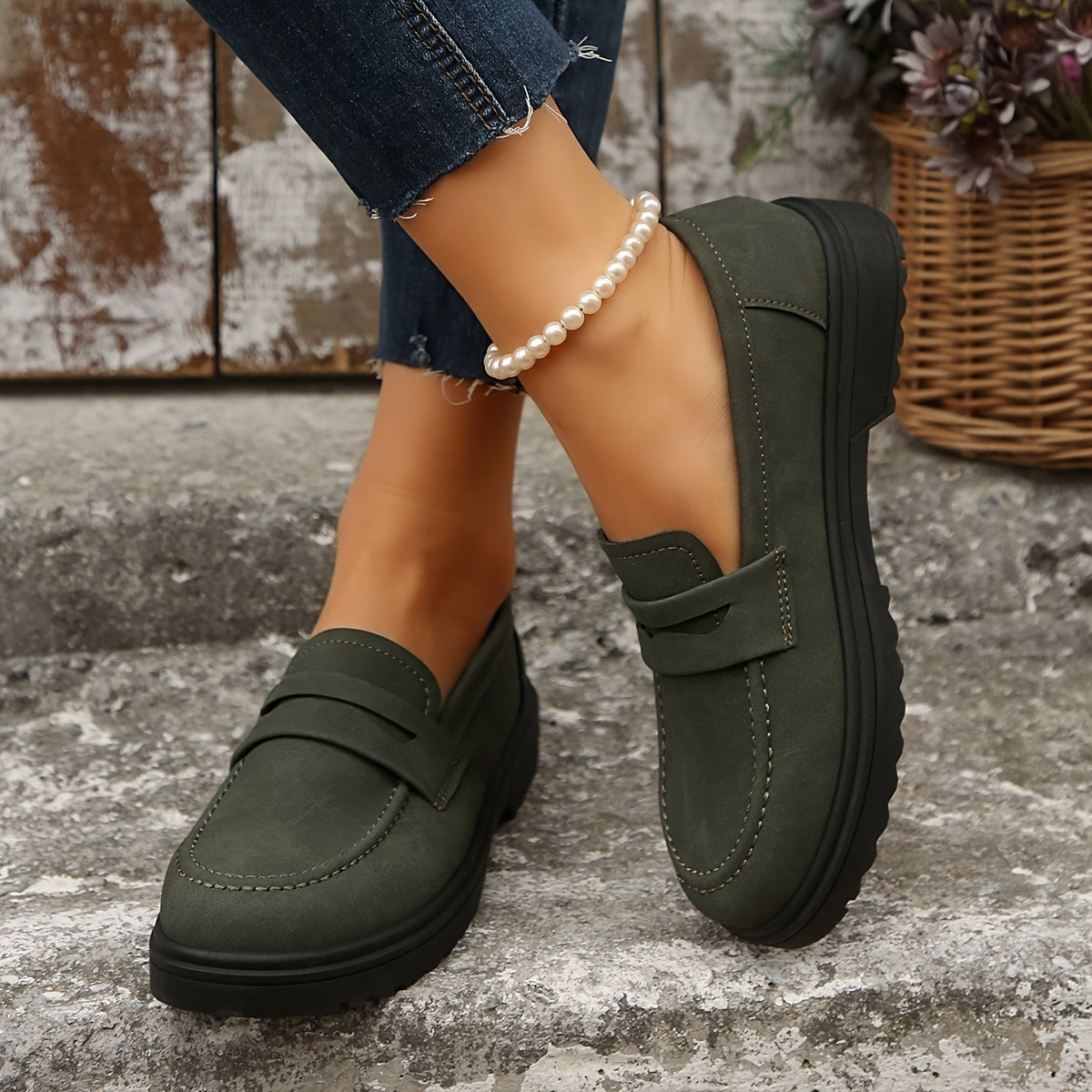 Women Olive Green PU Loafers Slip-On Moccasins Casual Dressy Shoes