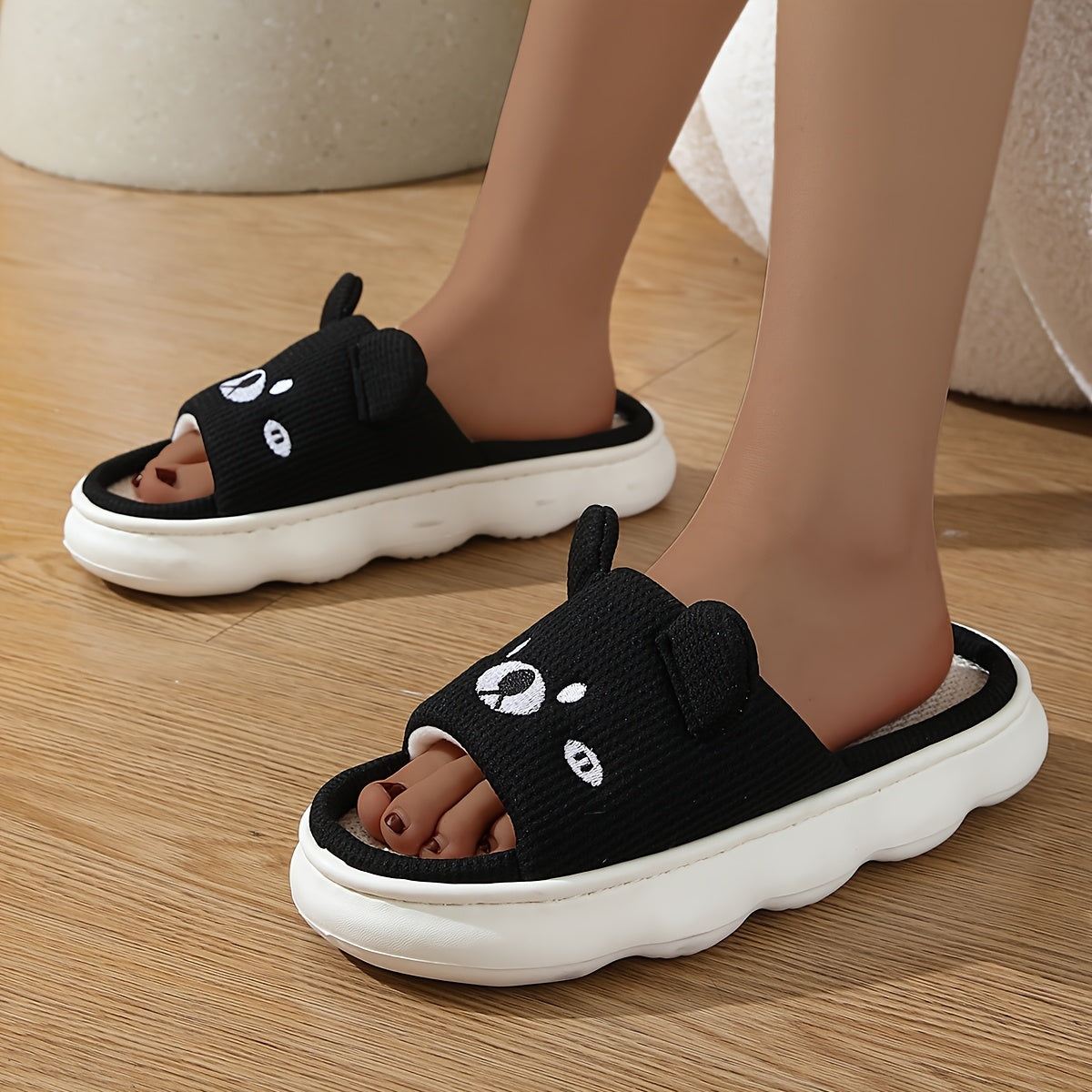 Women's Cartoon Puppy Slip-On Slippers Breathable Non-Slip Indoor Summer