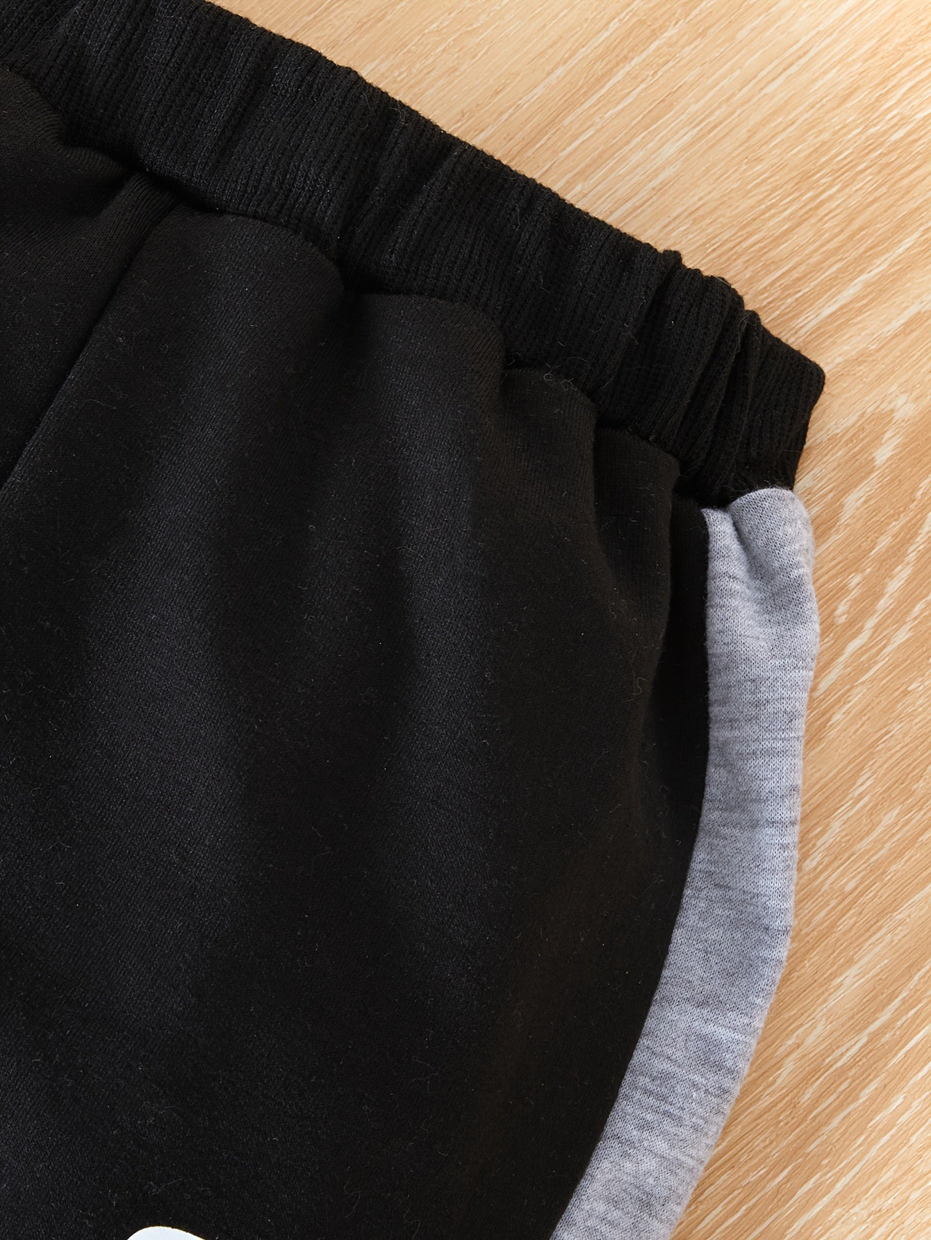 Conjunto casual para niños pequeños, sudadera y pantalones de chándal con estampado de cambio para primavera y otoño

Source:
Toddler Boys Casual Outfit Sweatshirt and Sweatpants with Change Print for Spring Fall