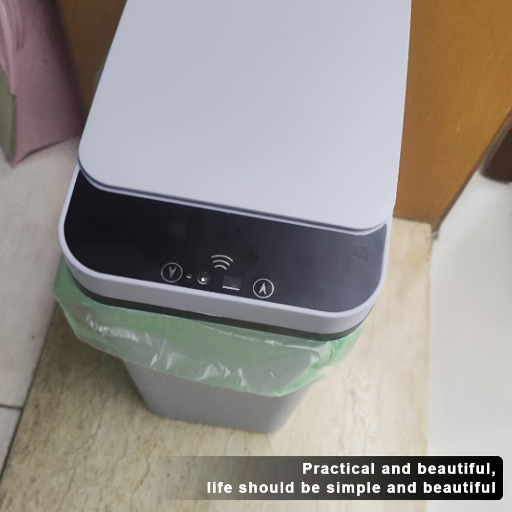 Cubo de basura automático de 8.33 L con tapa oscilante, operación con un botón, negro y blanco